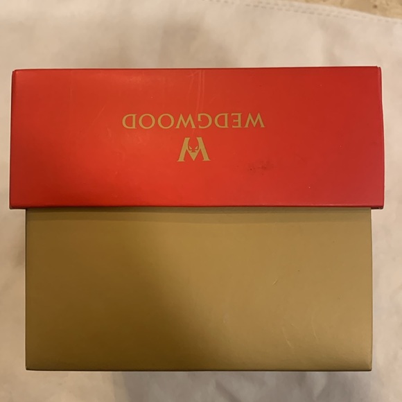 Wedgwood Christmas tree ornament dove in box - Picture 4 of 8